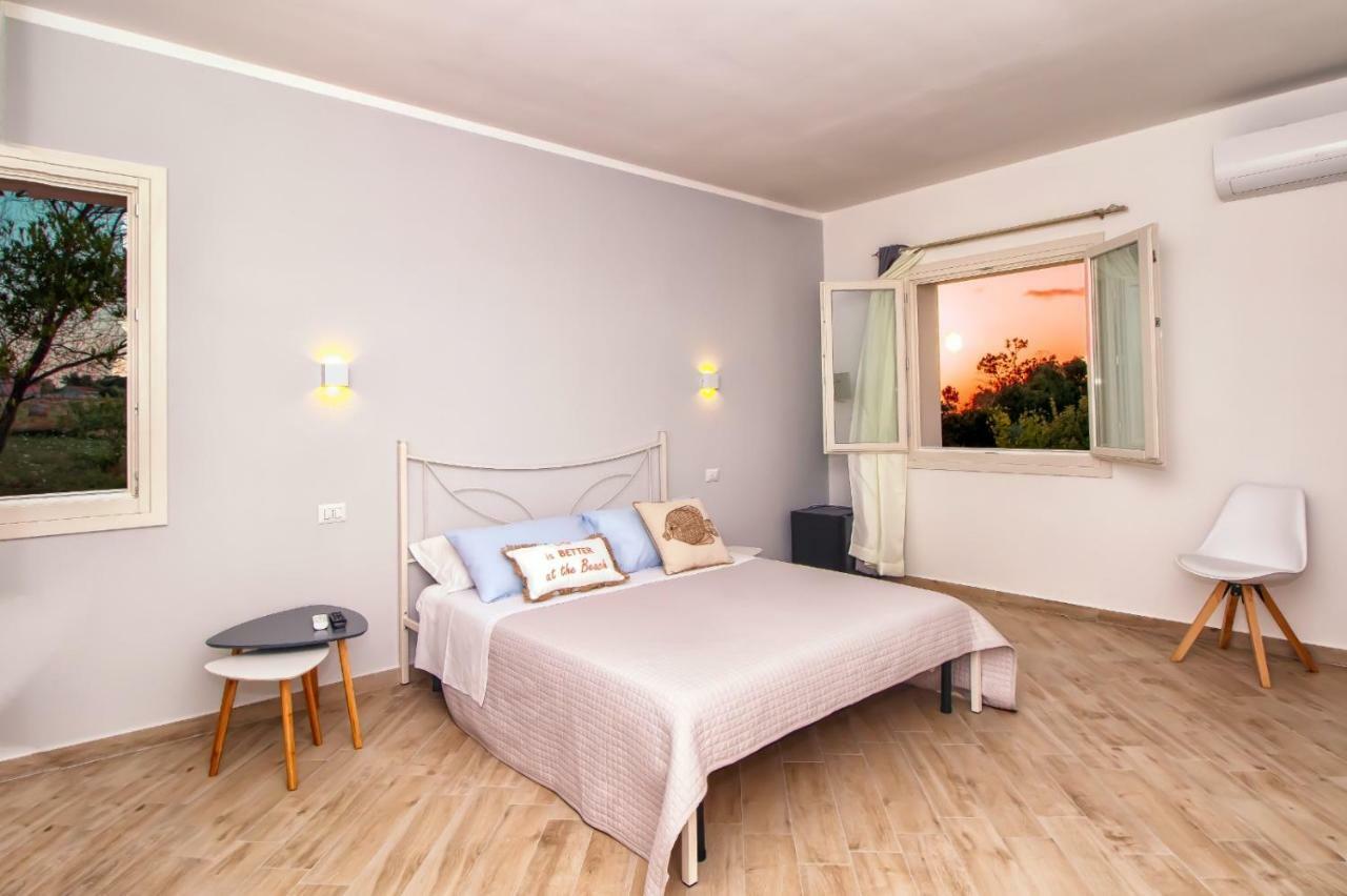 Luca'S Rooms Valledoria  Dış mekan fotoğraf