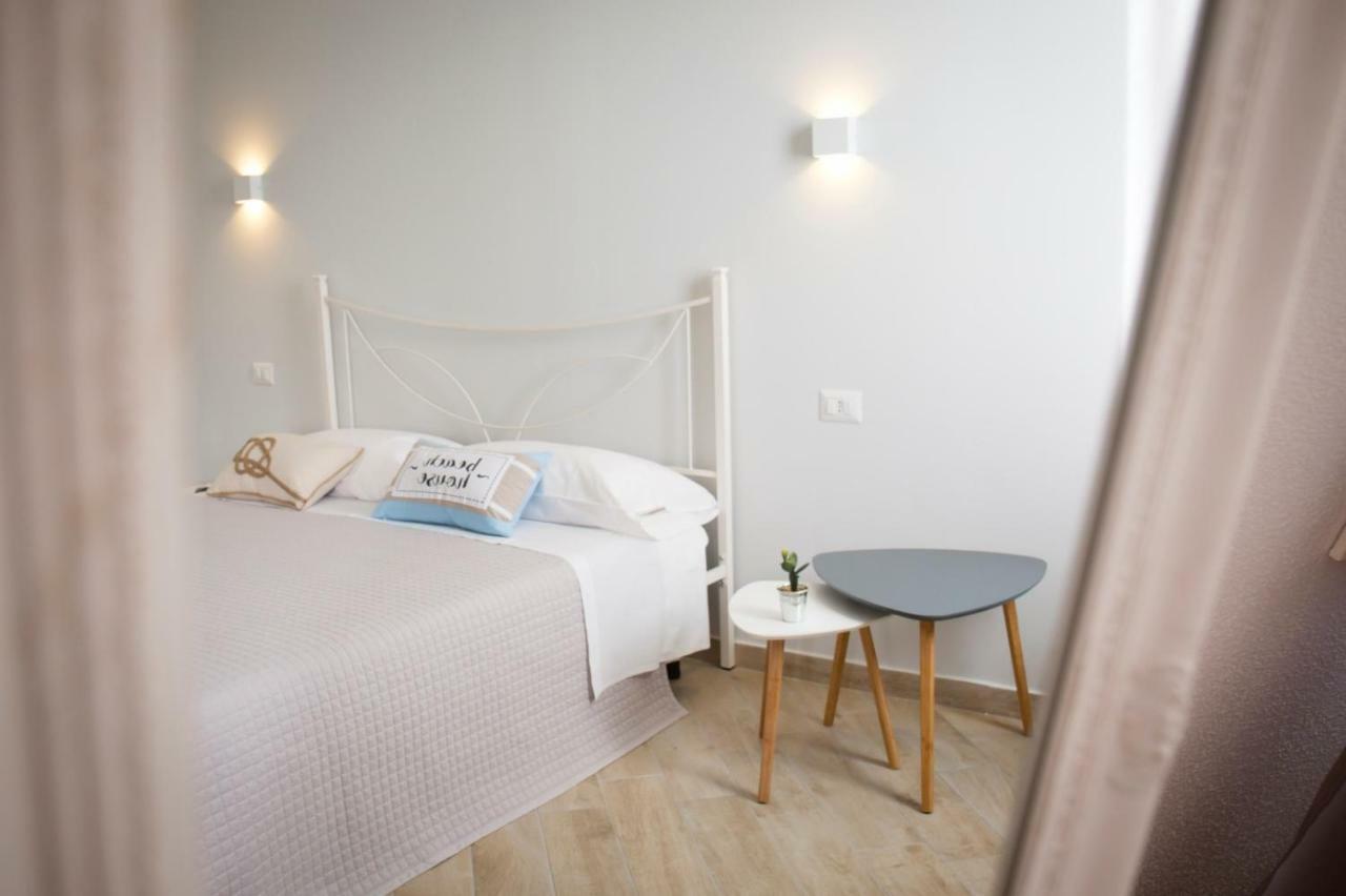 Luca'S Rooms Valledoria  Dış mekan fotoğraf
